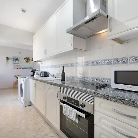 Sunny Escape Apartament Portimão