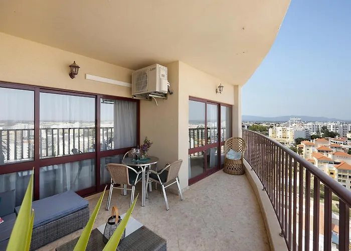 Sunny Escape Apartment Portimão