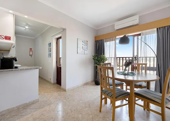 Sunny Escape Apartment Portimão